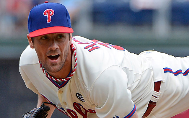 Cubs Complete Trade For Hamels