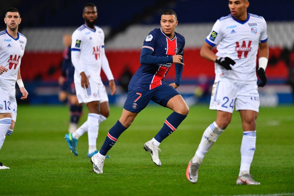 Strasbourg vs Paris SaintGermain Preview, Tips and Odds