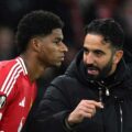 Ruben Amorim giving instructions to Marcus Rashford