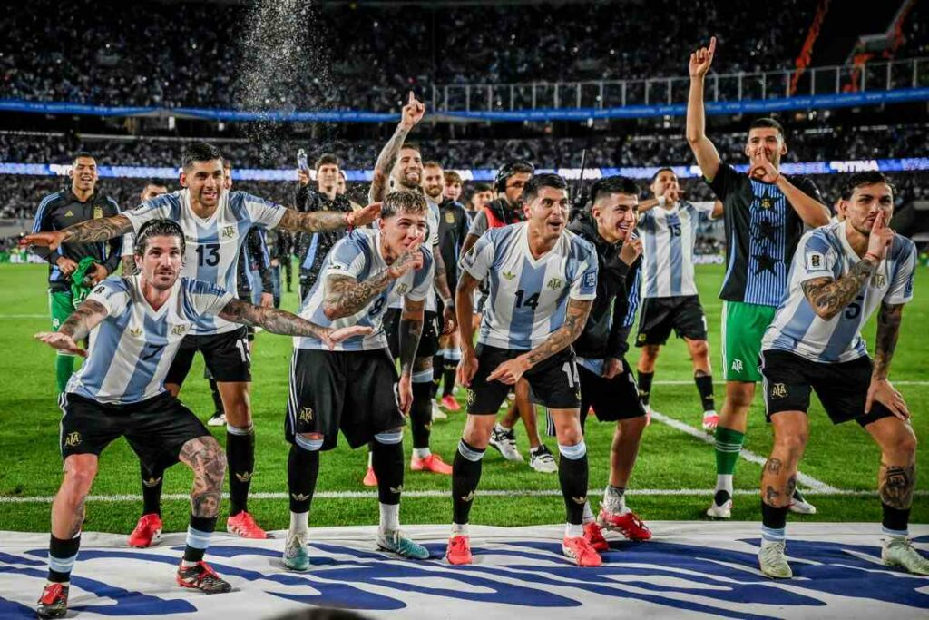Argentina players celebrate after thrashing Brazil 4:1