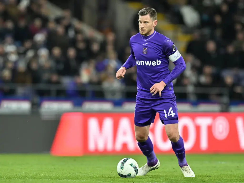 Jan Vertonghen with Anderlecht's captain armbrand