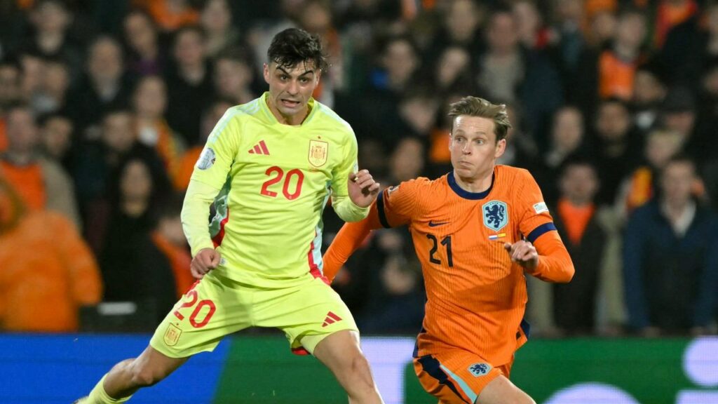 Teammates at Barcelona Pedri and Frenkie de Jong against one another during Netherlands - Spain match