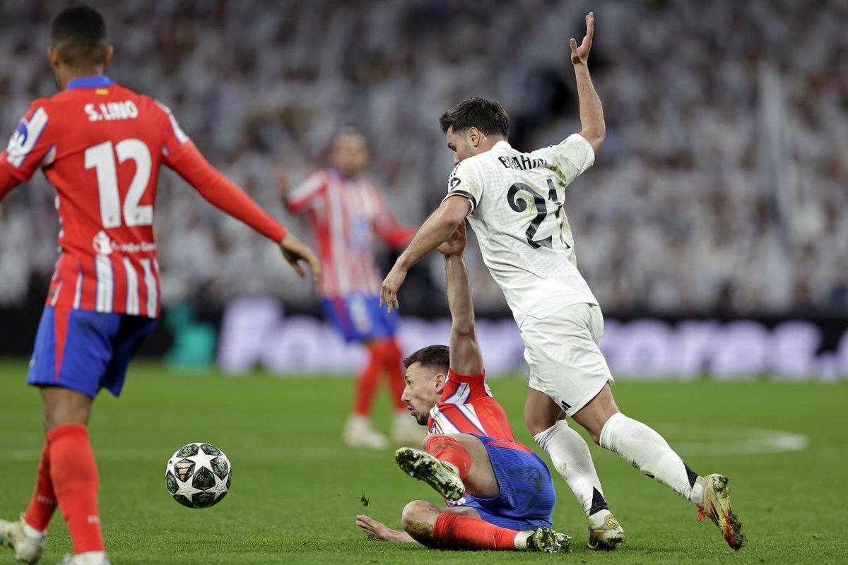 Real Madrid Prevail 2 1 Over Atletico In Tactical Battle Between Real Madrid Prevail 2 1 Over Atletico In Tactical Battle Between