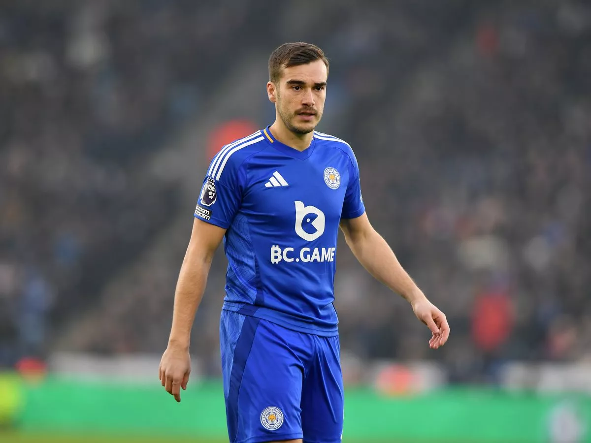 Leicester midfielder Harry Winks