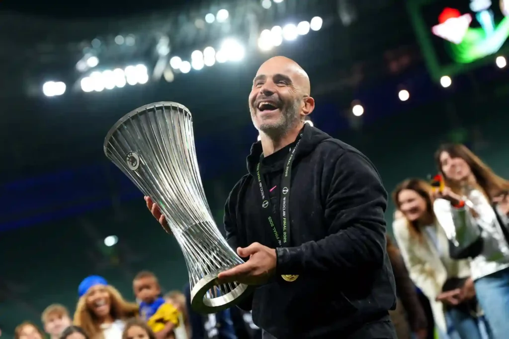 Enzo Maresca with the Europa Conference League trophy
