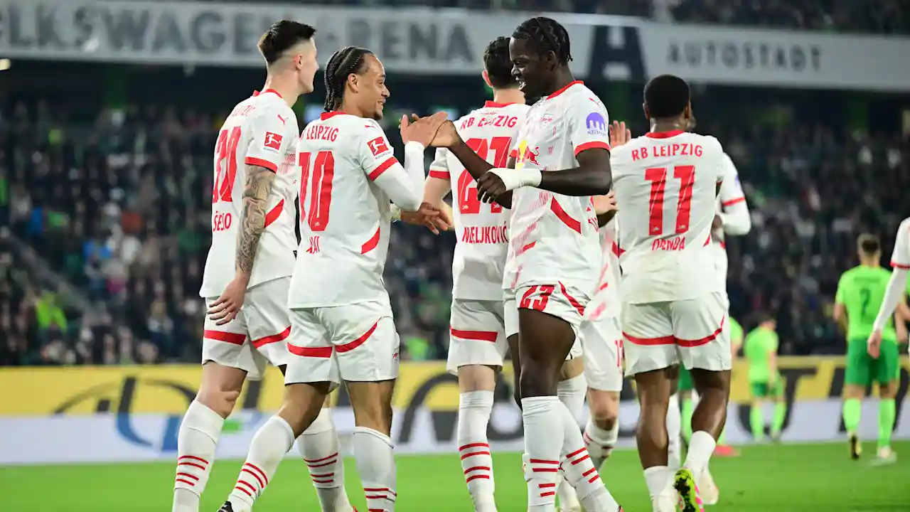 Players of RB Leipzig celebrate after scoring