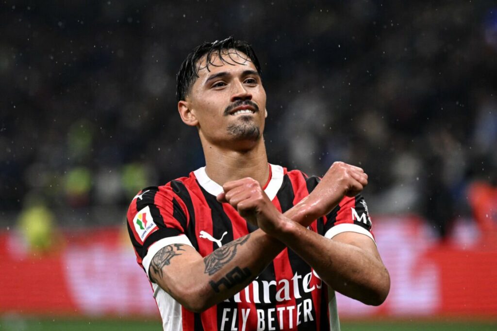 Milan's midfielder Tijjani Reijnders