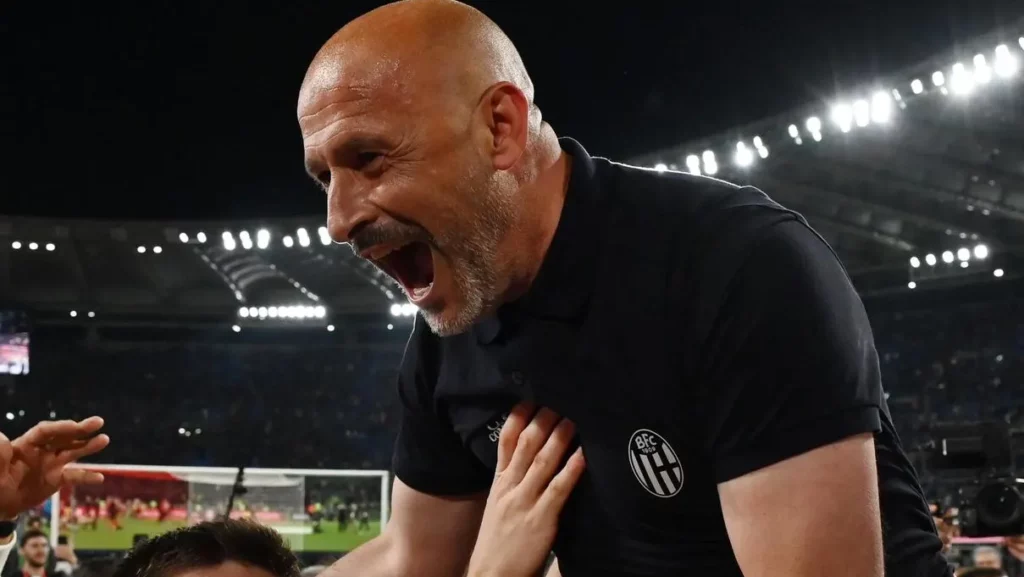 Bologna's head coach Vincenzo Italiano