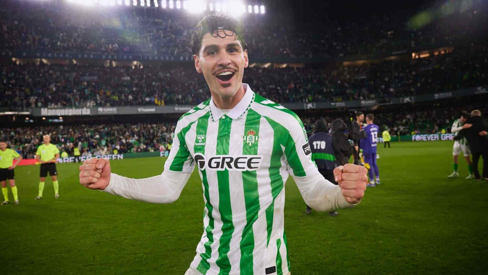 Betis midfielder Johnny Cardoso