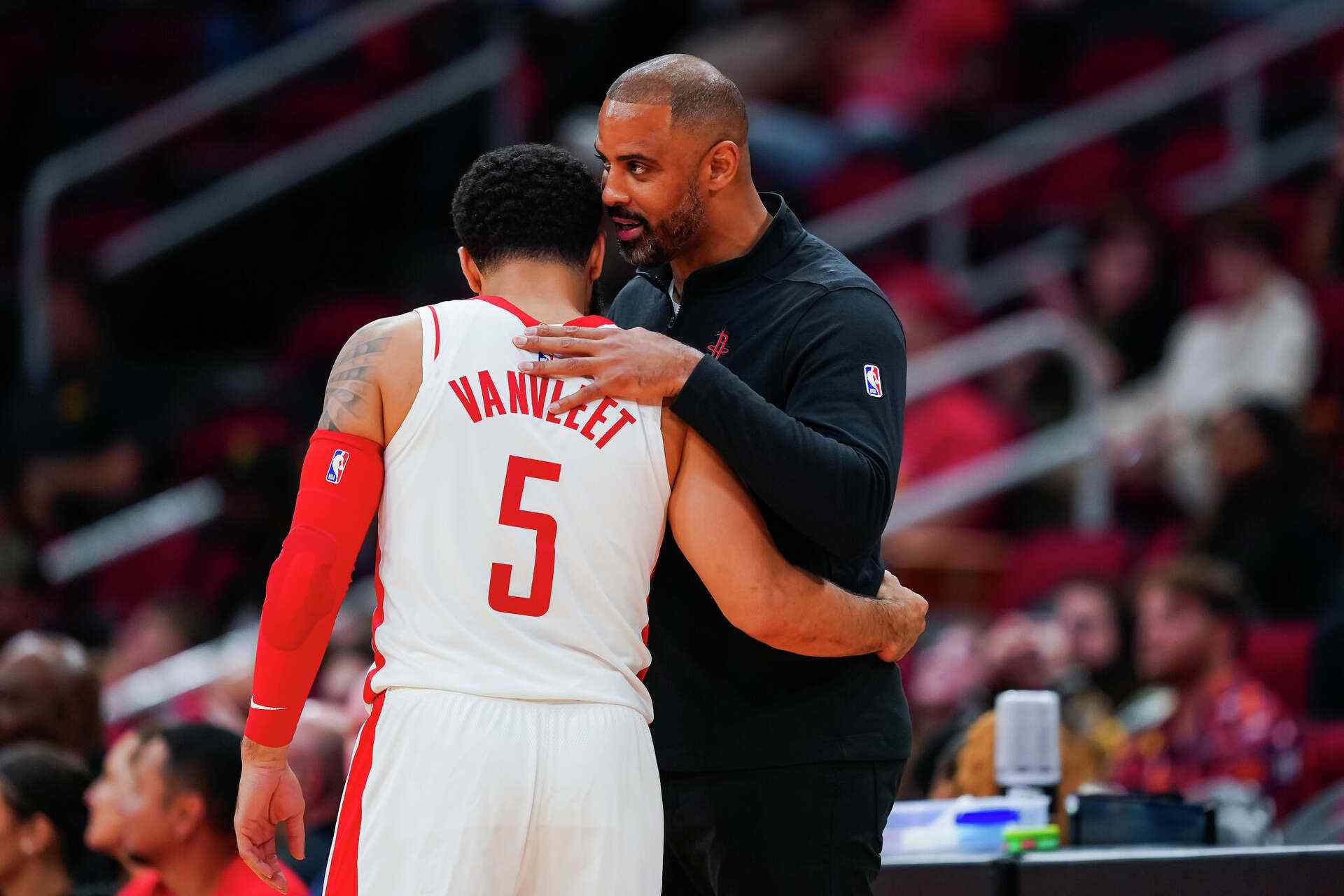 Houston Rockets head coach Ime Udoka giving instructions to Fred Vanvleet