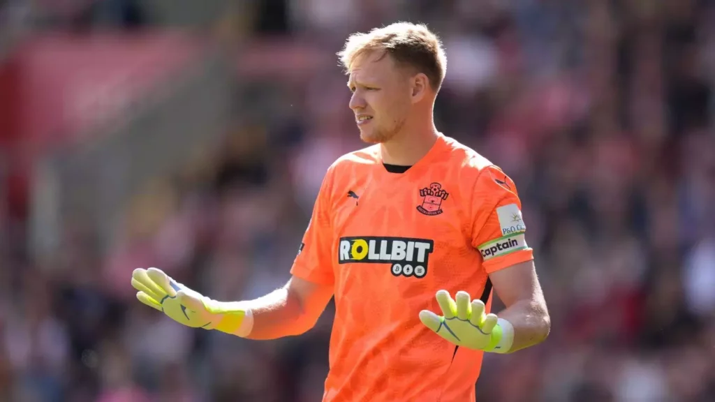 Southampton's goalkeeper Aaron Ramsdale