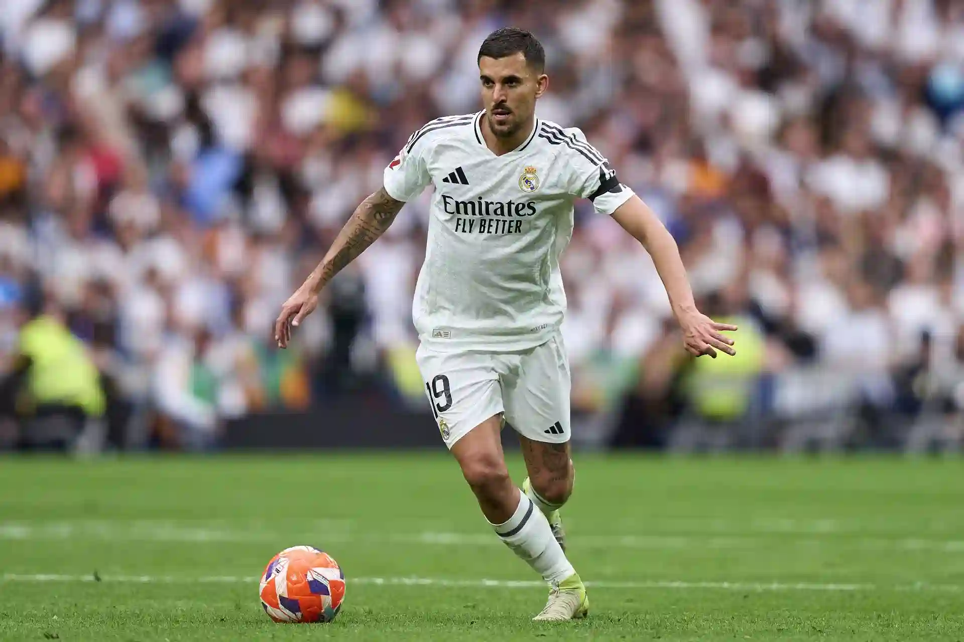 Real Madrid midfielder Daniel Ceballos with the ball at his feet