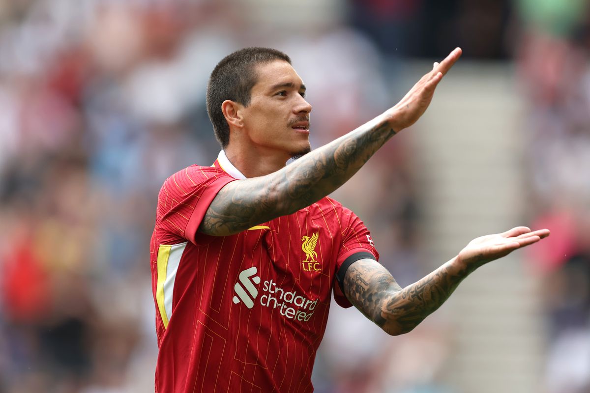 Liverpool forward Darwin Nunez celebrates after scoring