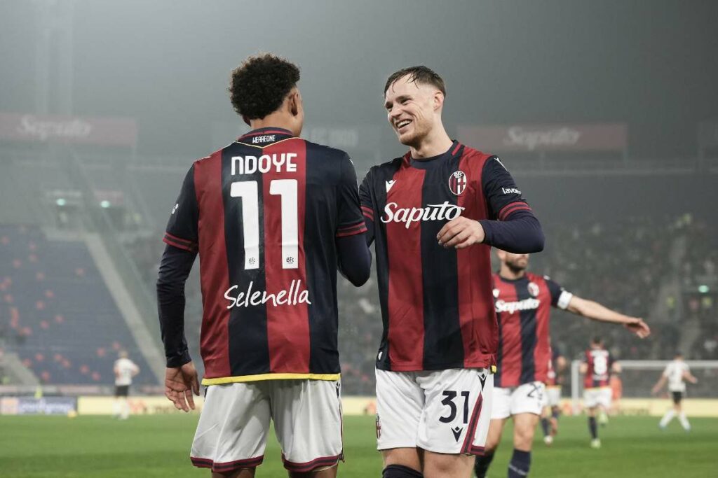 Bologna players Dan Ndoye and Sam Beukema