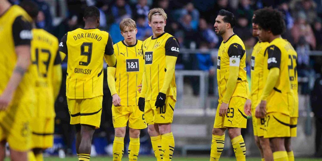 Players of Borussia Dortmund gathered