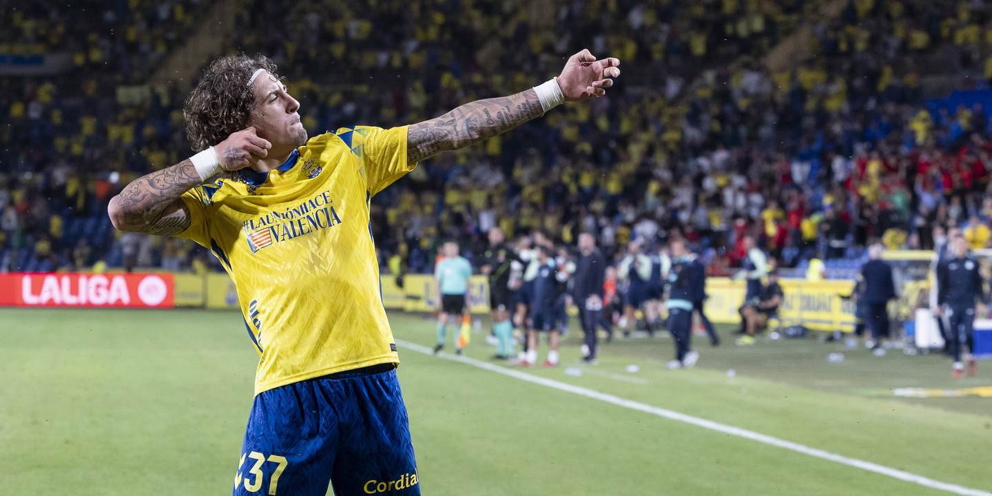 Fabio Silva with his typical celebration after scoring a goal
