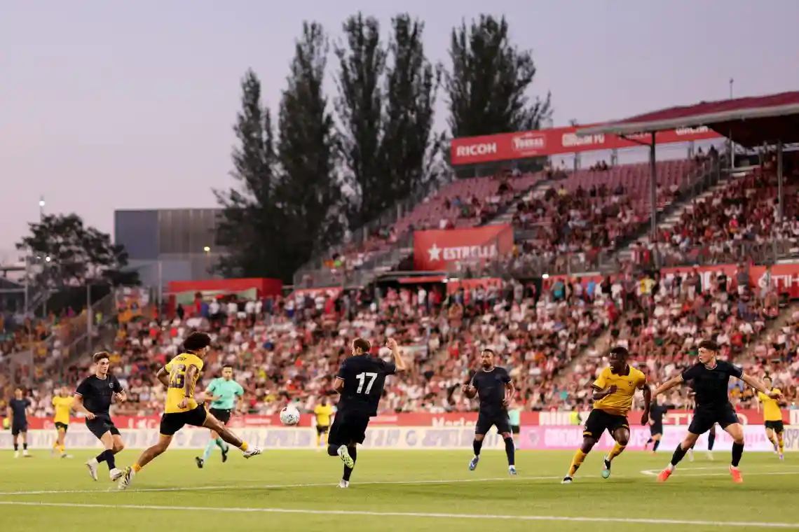 Wolverhampton players invading Girona's penalty box during the friendly between both sides