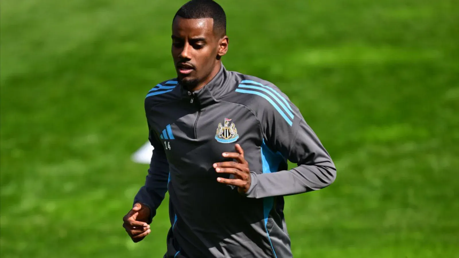 Alexander Isak in training