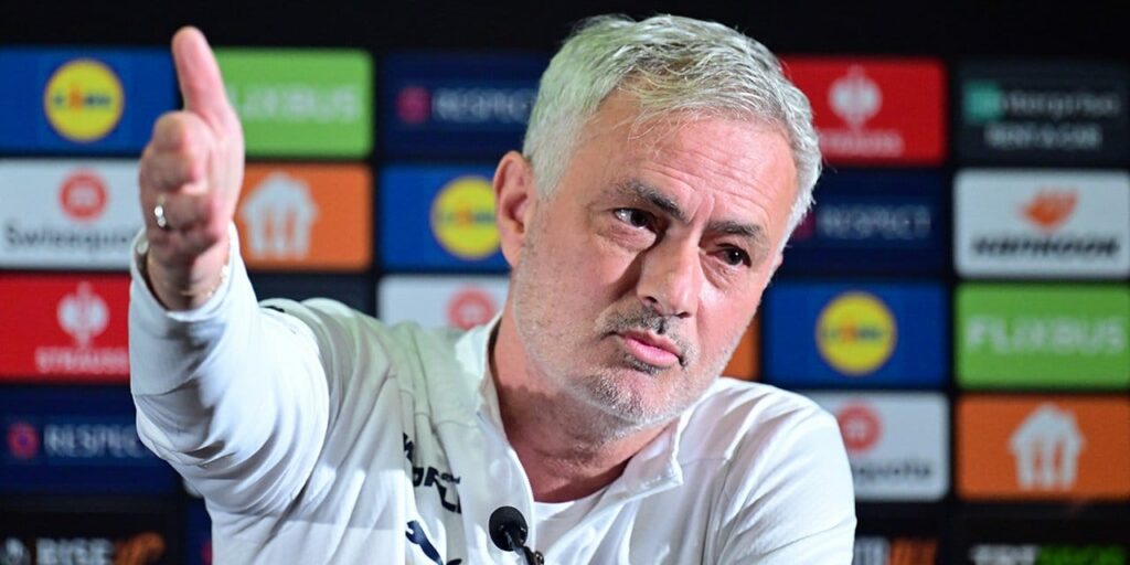 Legendary Portuguese coach Jose Mourinho