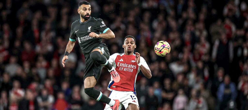 Mohamed Salah tries to control a high ball in a match against Arsenal