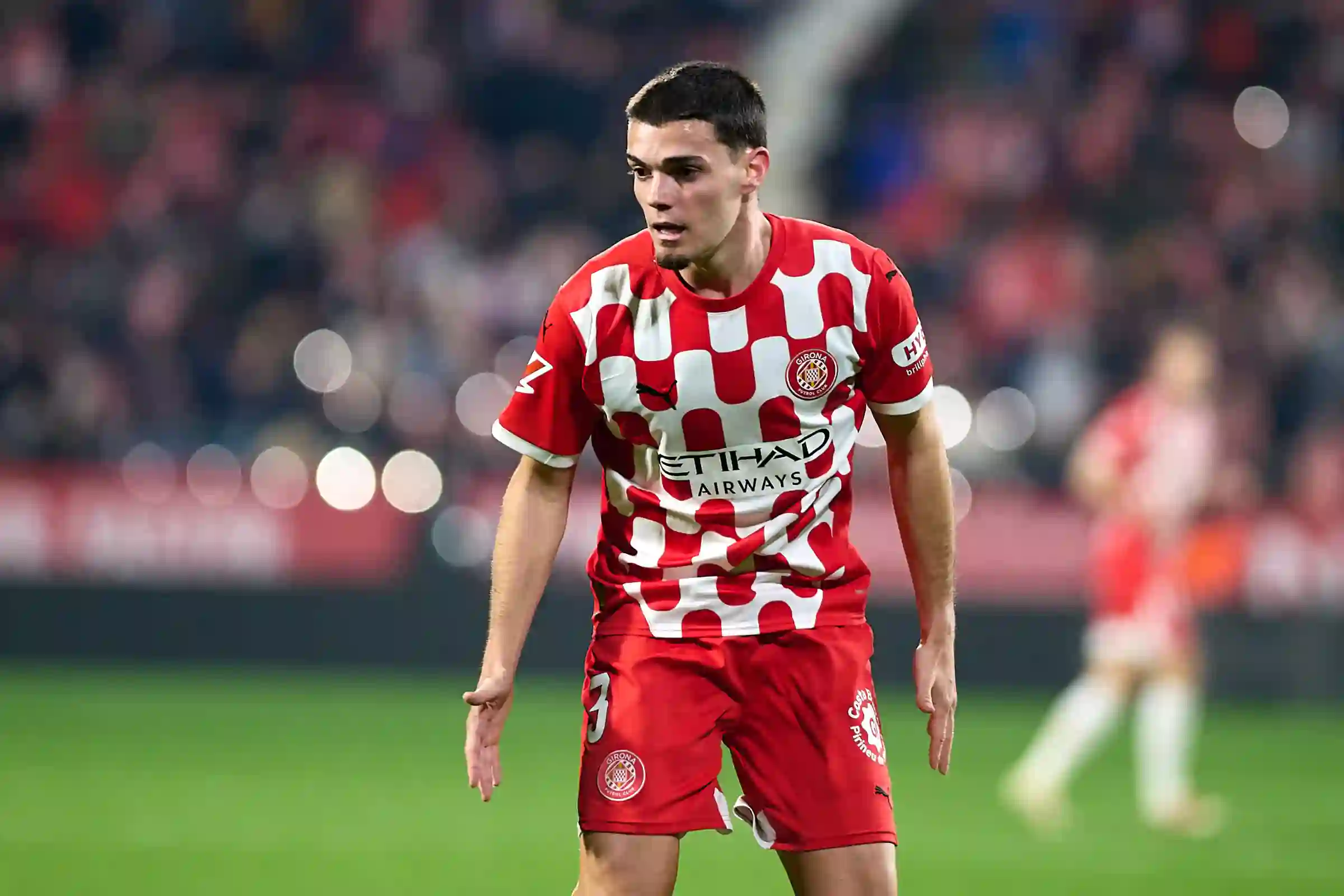Miguel Gutierrez with Girona shirt