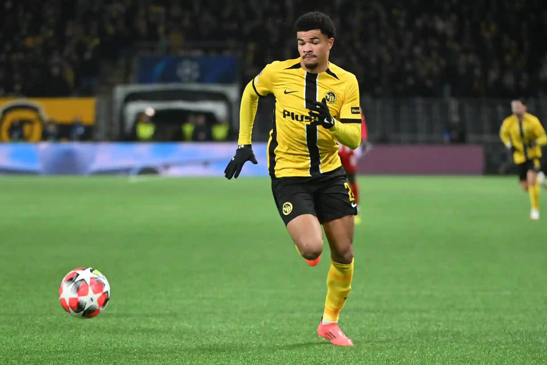 Former Young Boys right-back Zachary Athekame running with the ball
