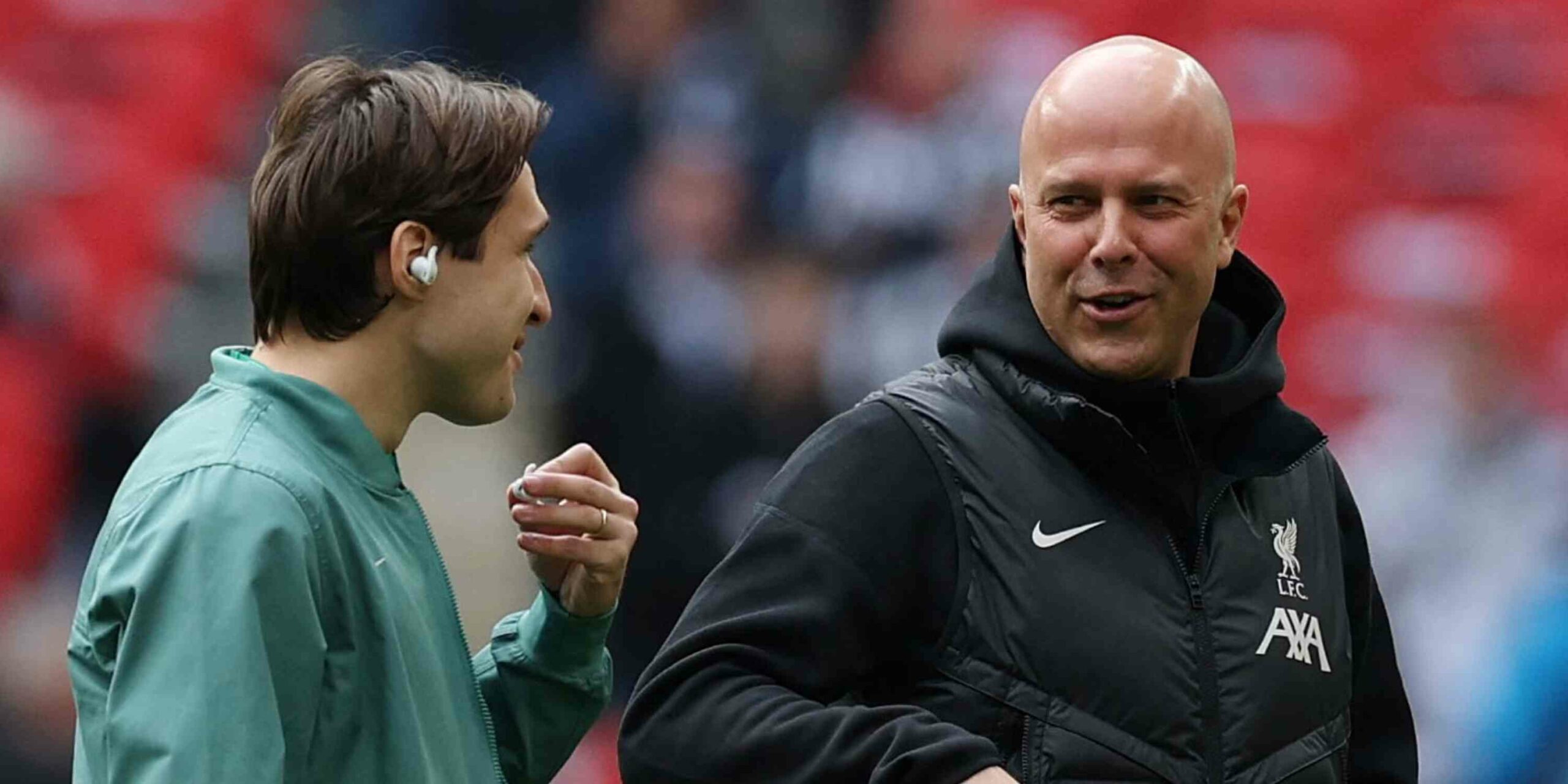 Federico Chiesa and Arne Slot