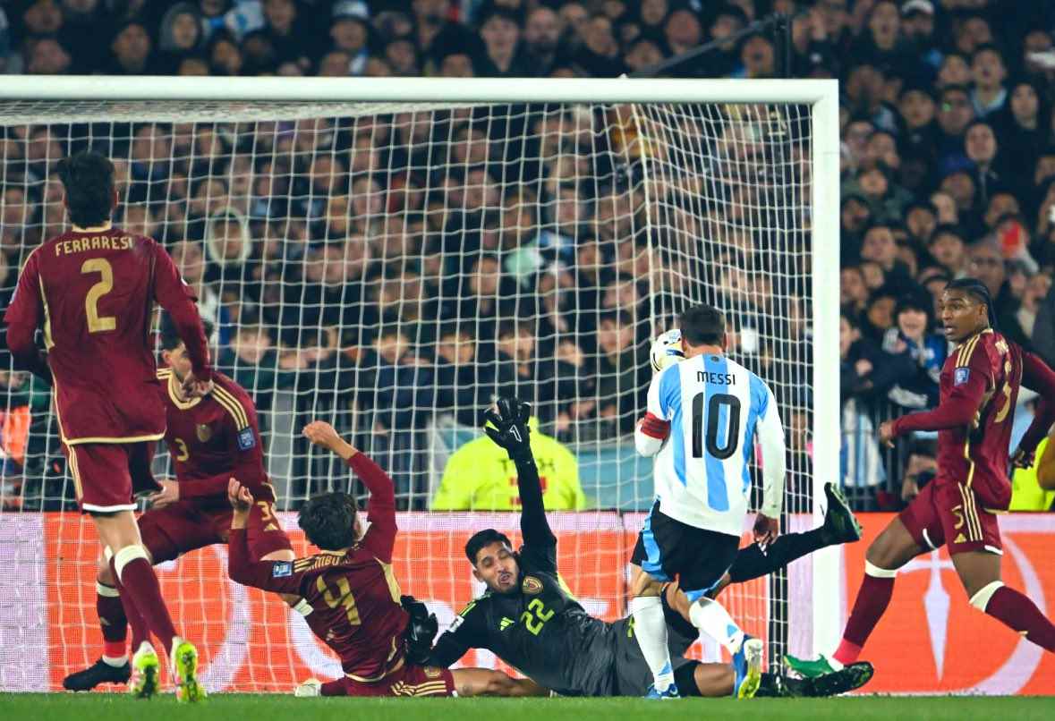 Leo Messi sending multiple Venezuela players to the ground before scoring