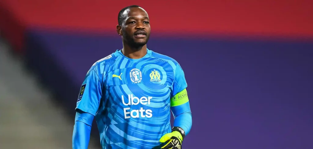 Steve Mandanda with the captain's armbrand during his time at Marseille