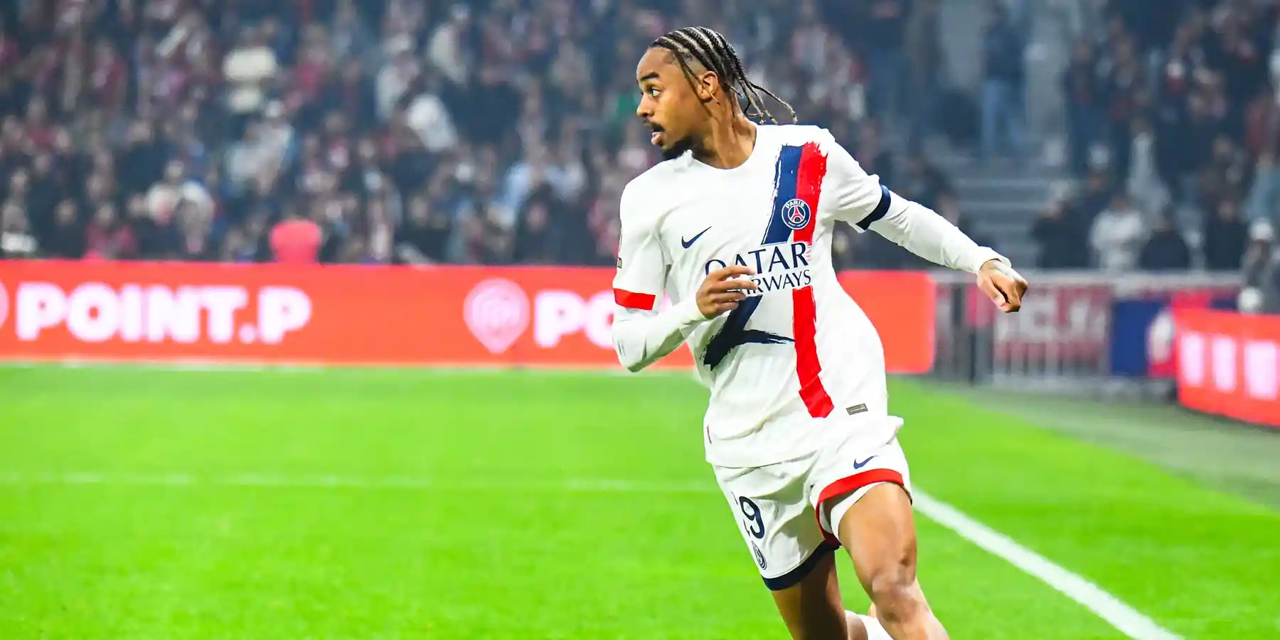 PSG forward Bradley Barcola
