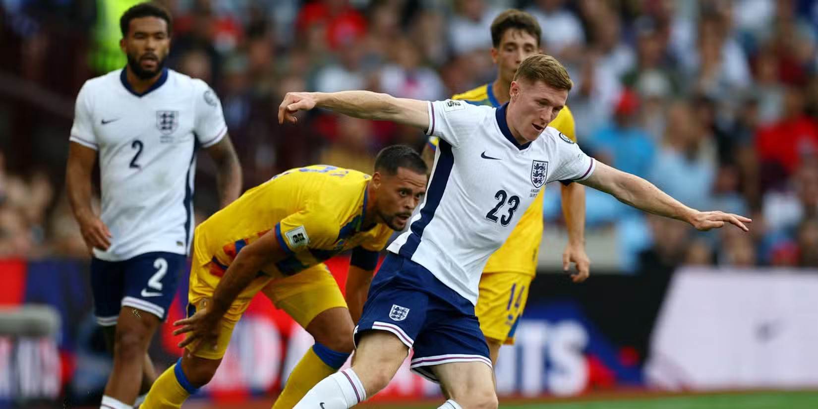 Elliot Anderson with the England national team