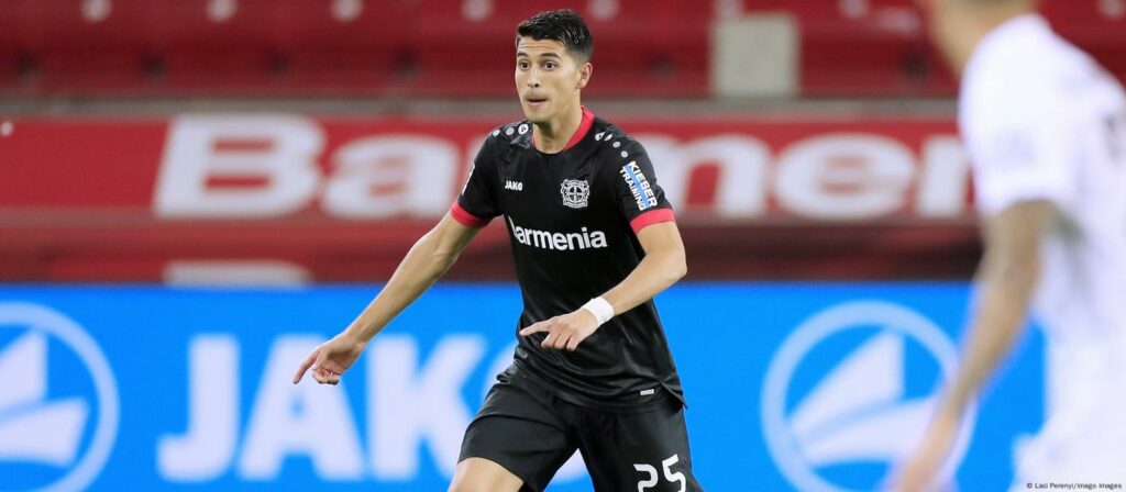 Bayer Leverkusen midfielder Exequiel Palacios