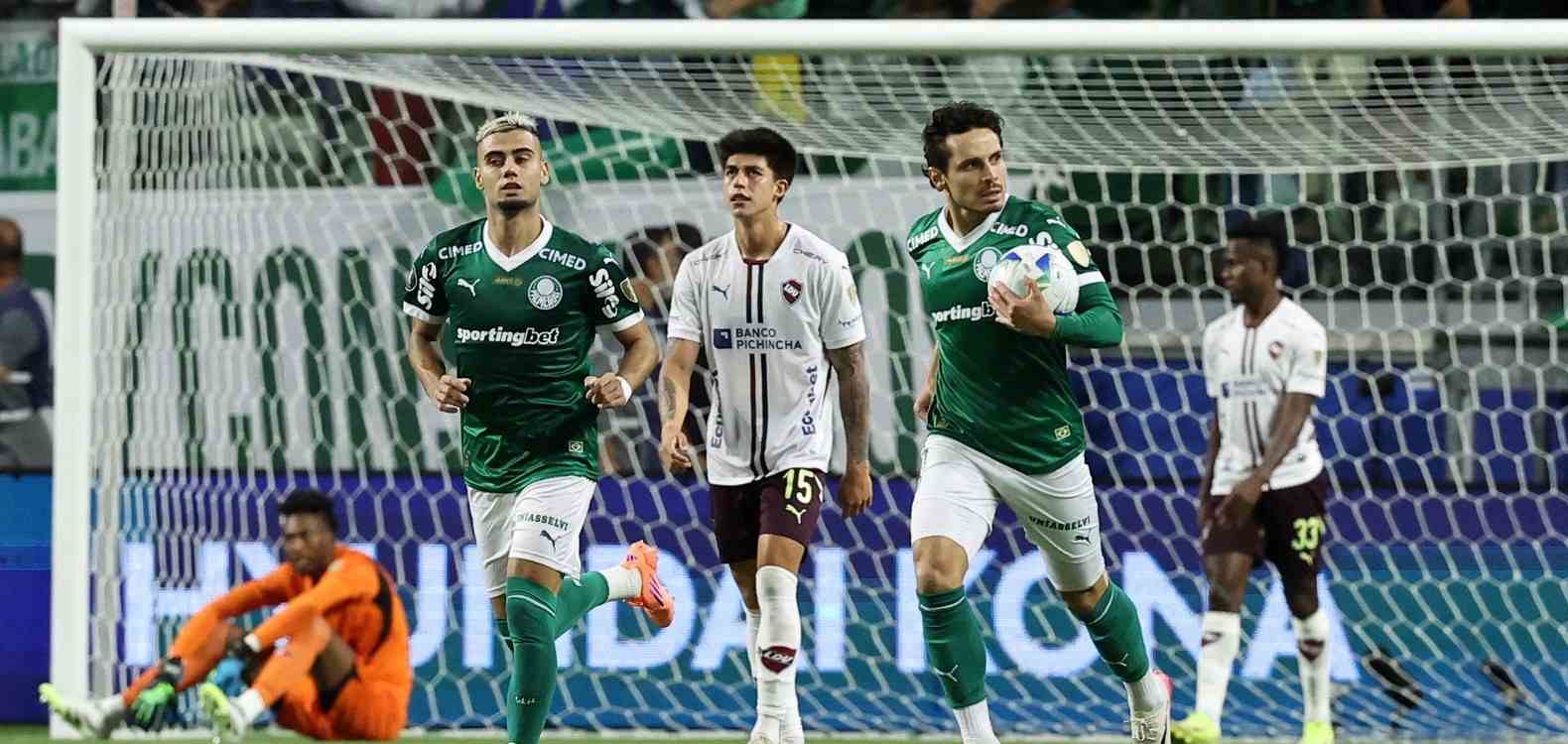 Palmeiras have just scored in the return leg against LDU Quito