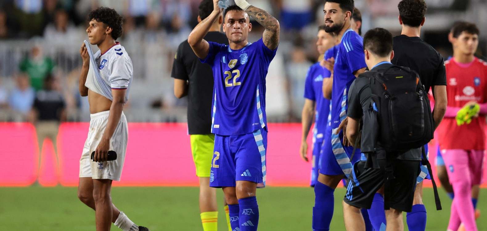 Lautaro Martinez applauds the fans after Argentina's friendly with Puerto Rico