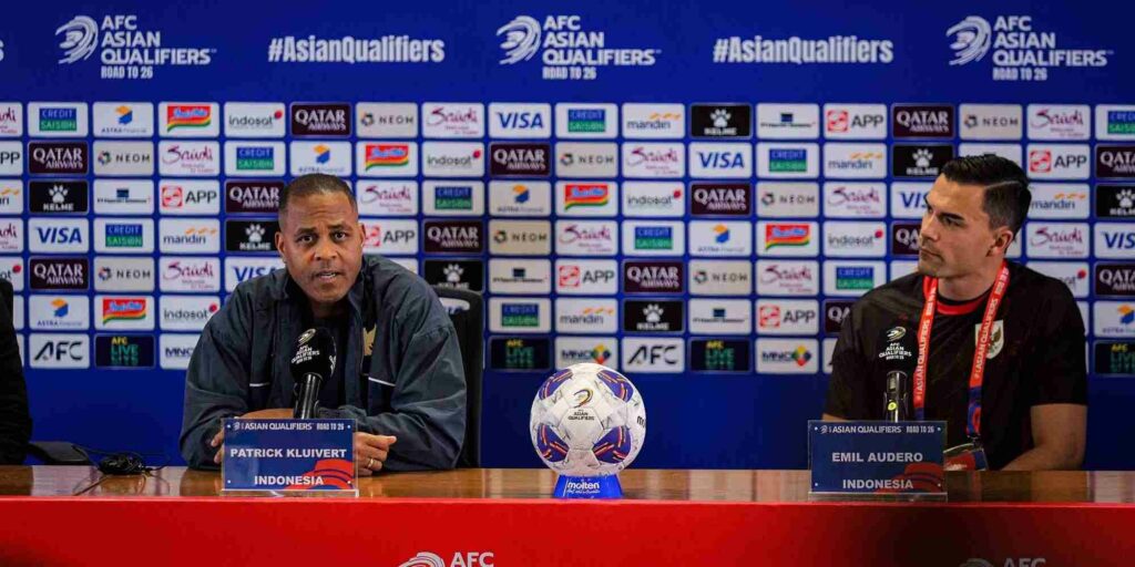 Former Indonesia head coach Patrick Kluivert (left) during a press conference