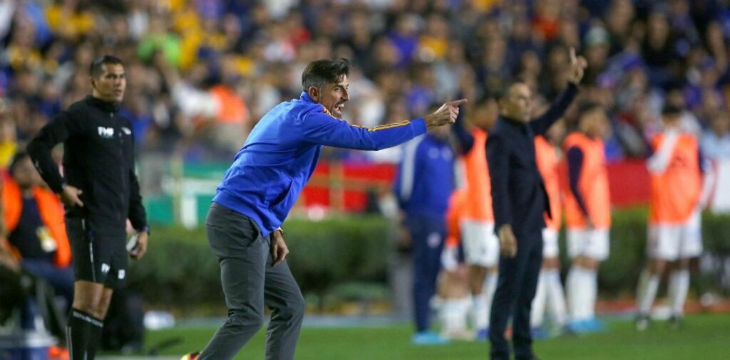 New Serbia head coach Veljko Paunovic