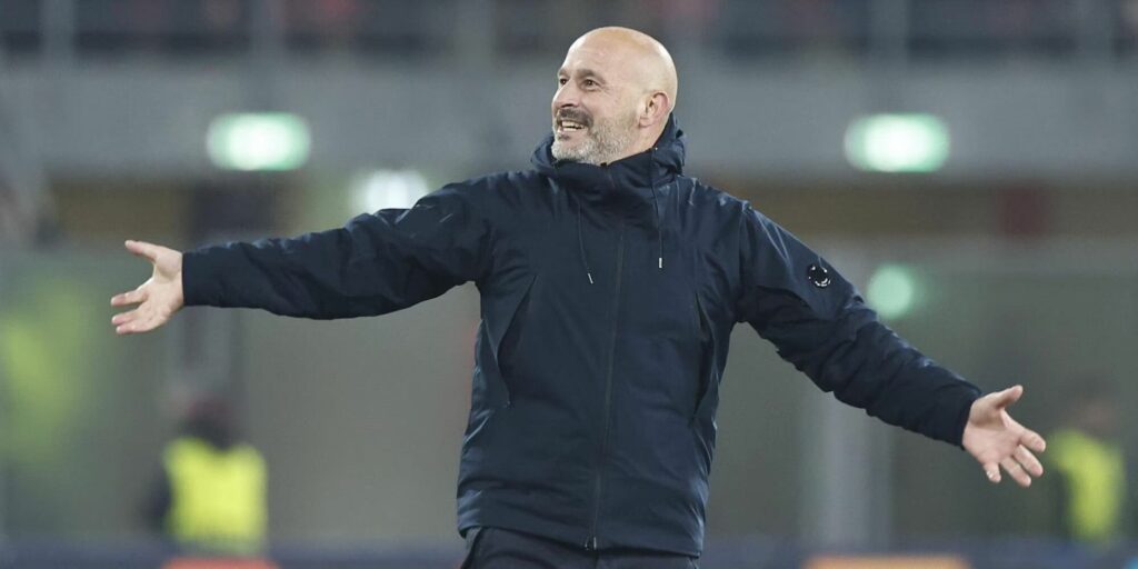 Bologna head coach Vincenzo Italiano