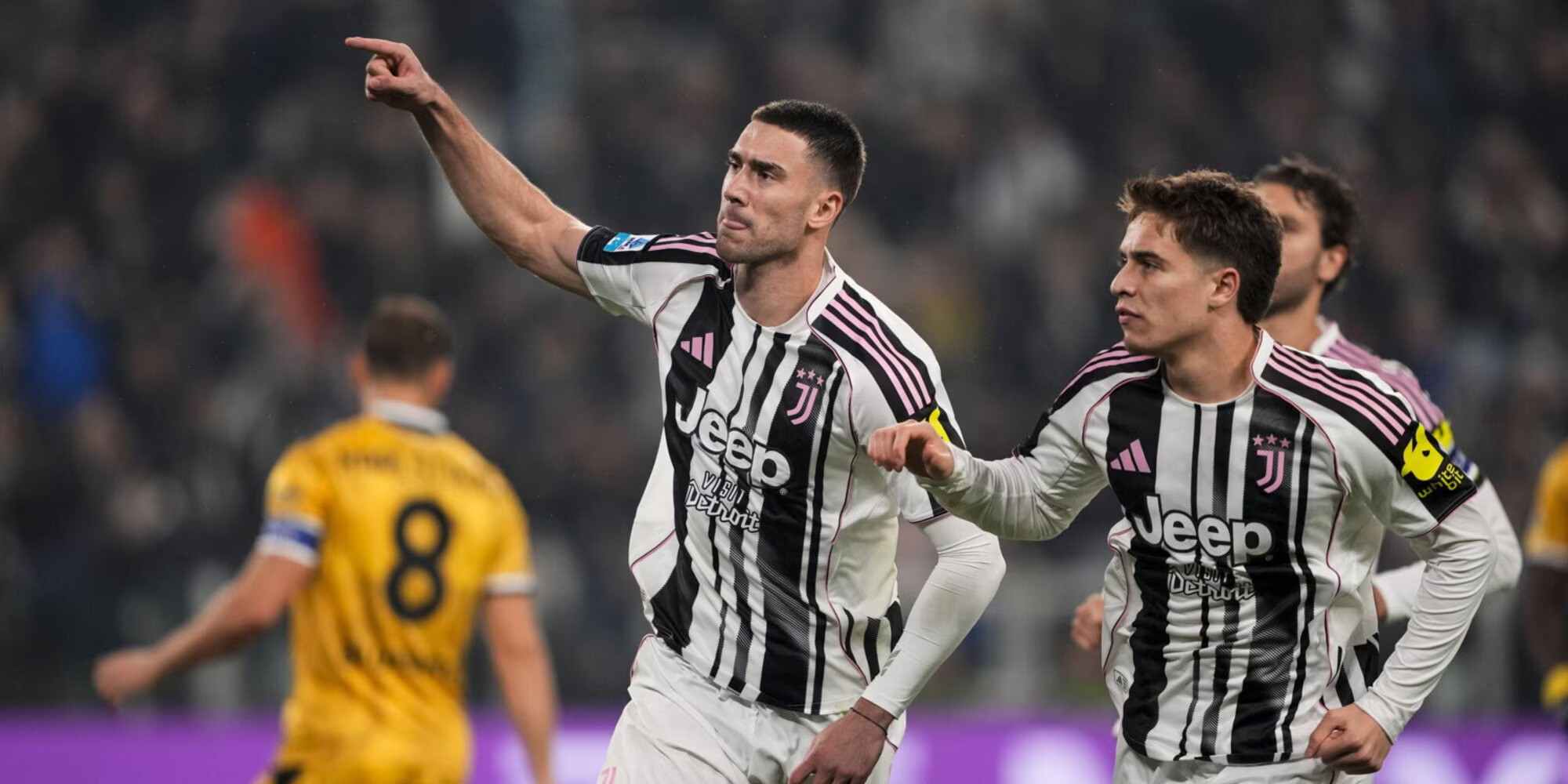 Dusan Vlahovic and Kenan Yildiz celebrate Juventus' goal against Udinese