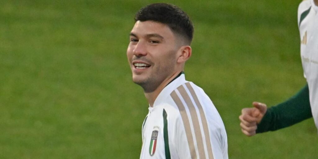 Bologna winger Nicolo Cambiaghi