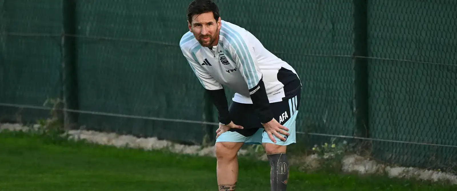 Lionel Messi taking a break during Argentina training