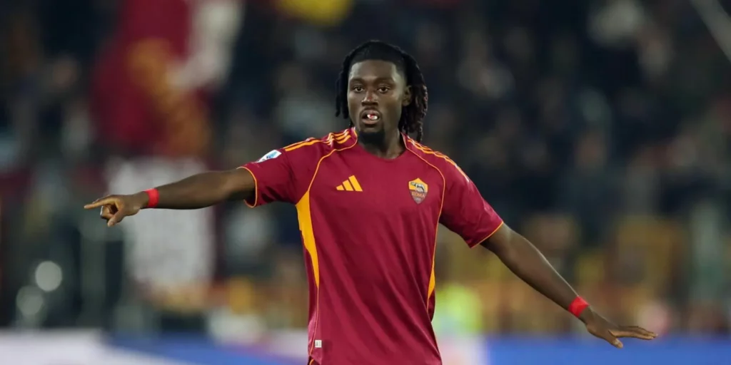 Roma midfielder Manuel Kone