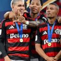 Flamengo players with their gold medals