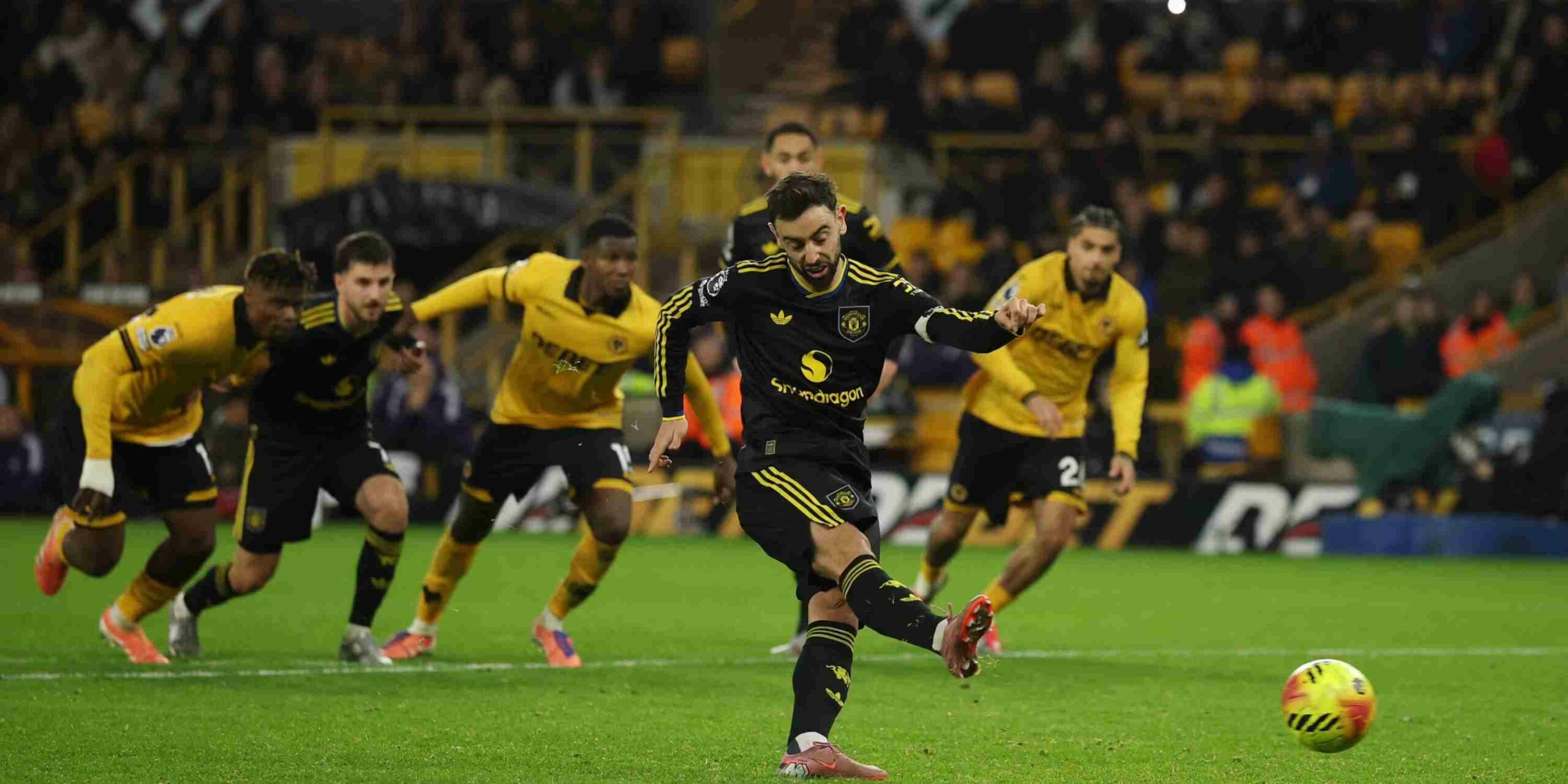 Bruno Fernandes scores a penalty against Wolverhampton