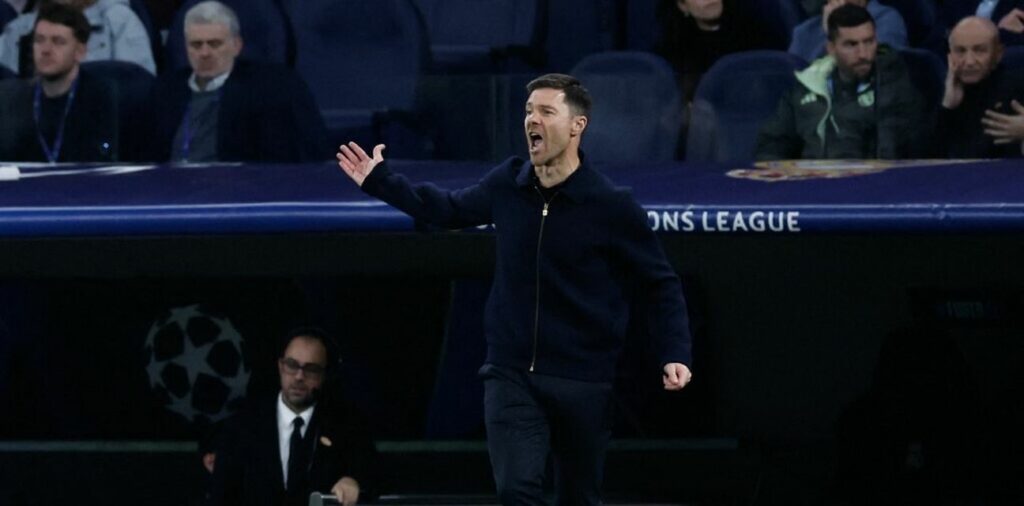 Real Madrid head coach Xabi Alonso during the Champions League match against Manchester City