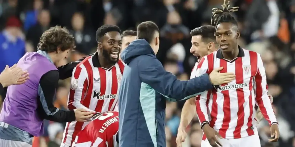 Athletic Club players