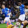 Dinamo Zagreb player trying to cross the ball during the return leg with Genk