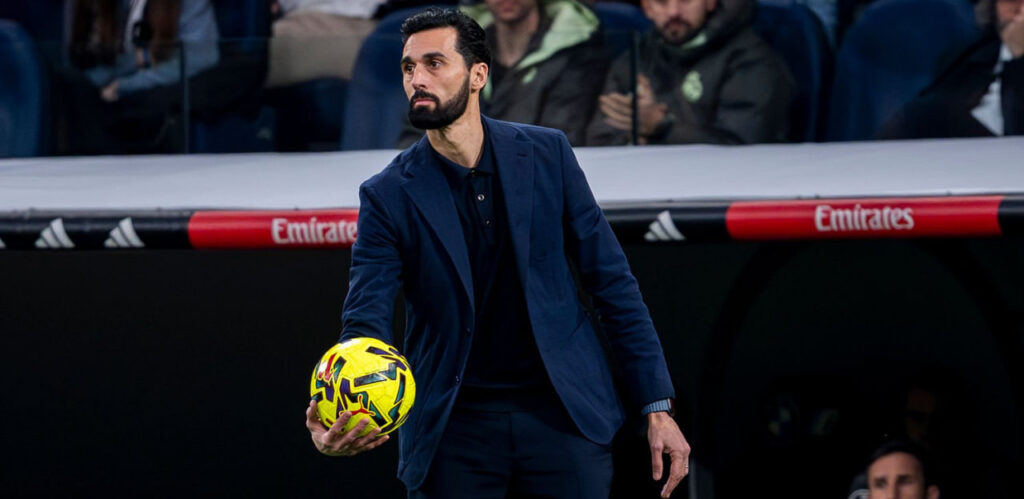 Real Madrid head coach Alvaro Arbeola