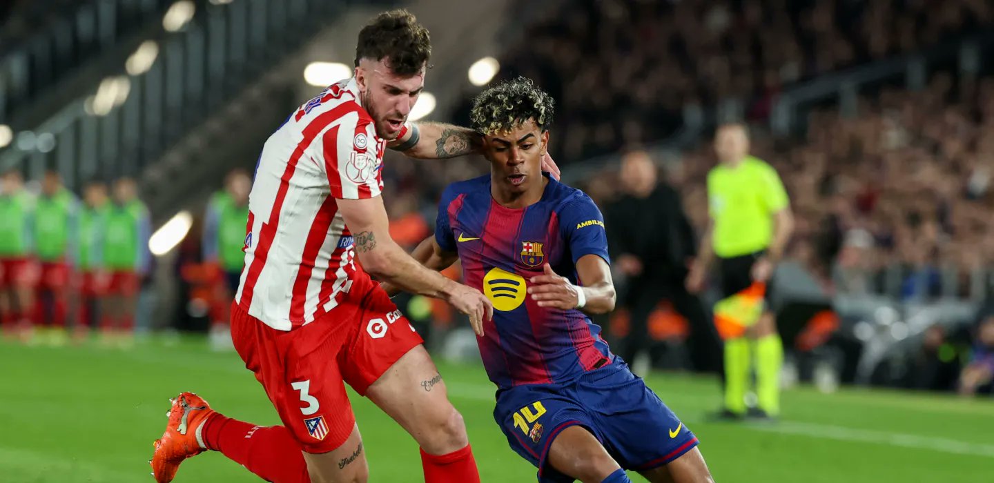 Lamine Yamal and Matteo Ruggeri in a battle