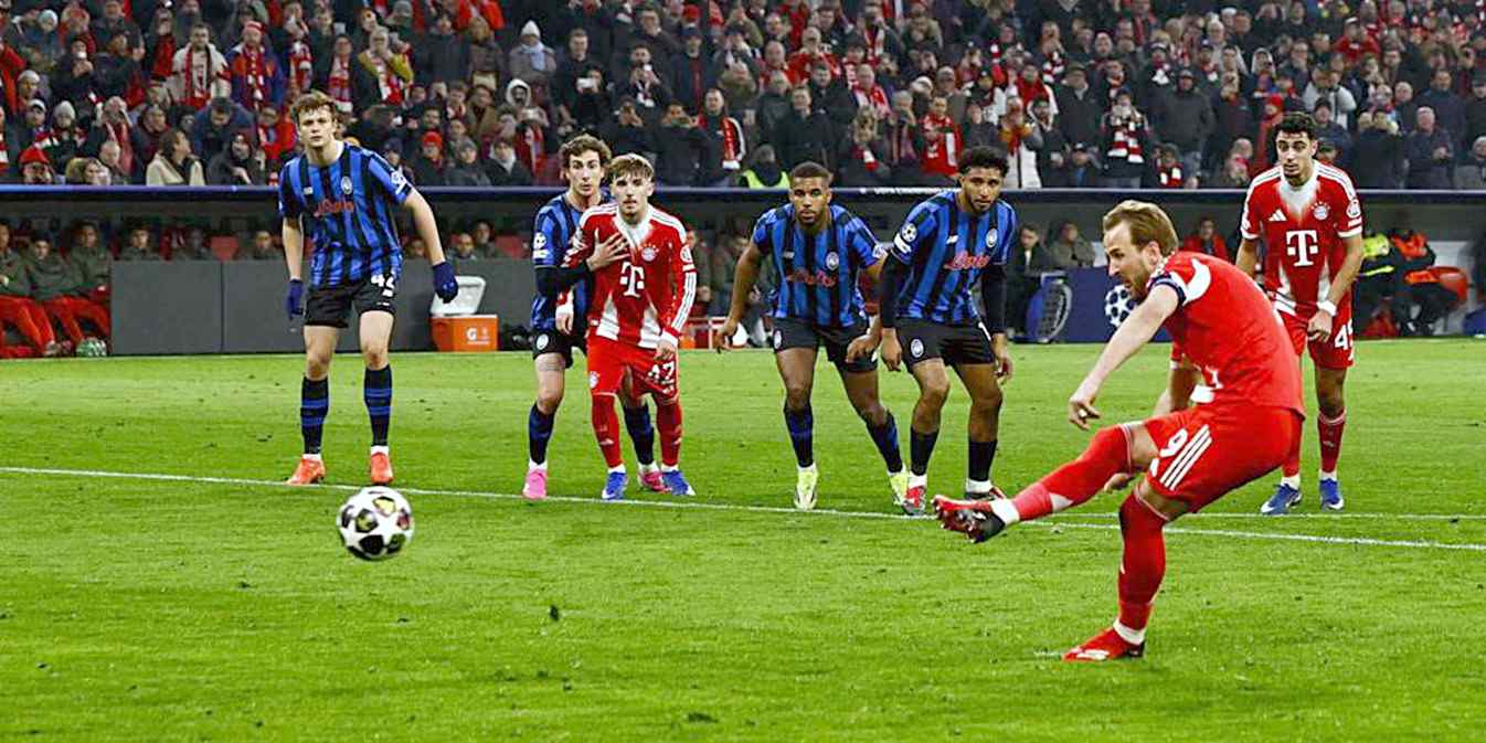 Harry Kane scoring from the spot against Atalanta