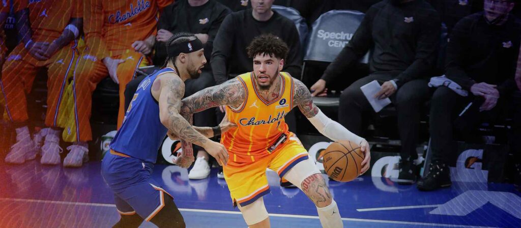 Jose Alvarado guarding LaMelo Ball